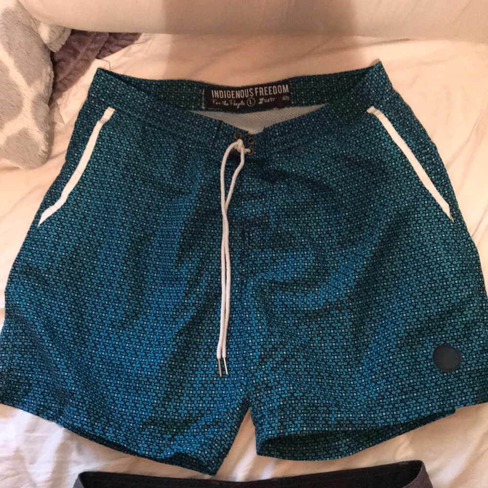 Men’s swim trunks
